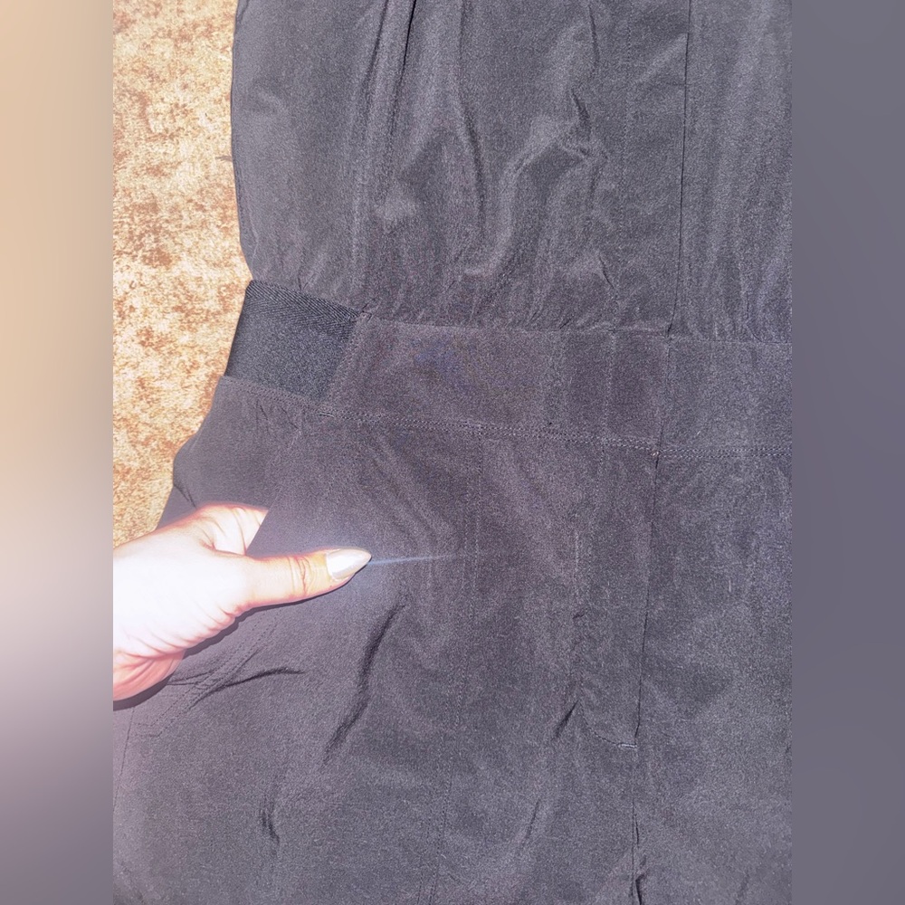 Athleta Brooklyn Utility Romper size 10 black - Picture 6 of 12